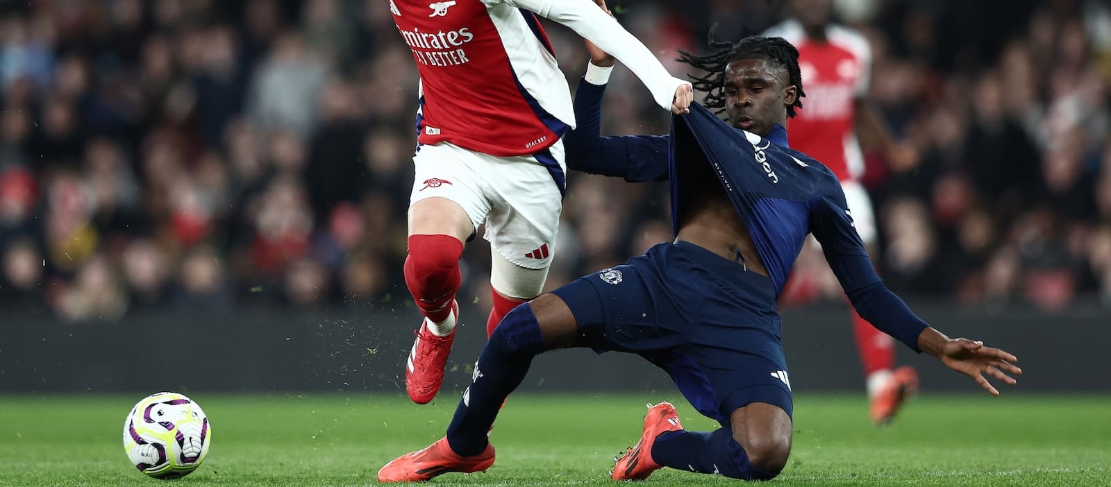 super-cup-ni:-man-united-crush-opposition-to-lift-two-trophies-on-day-4