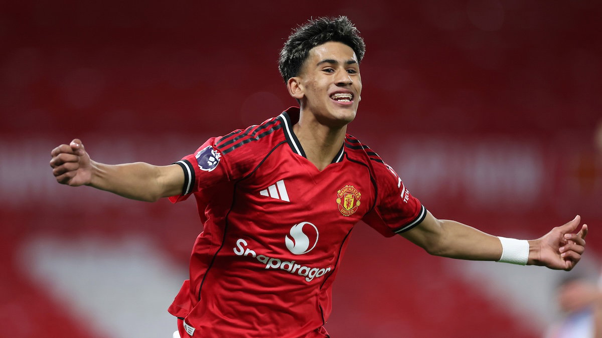 leny-yoro-reveals-what-jj-gabriel-must-do-to-succeed-at-united