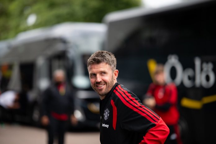 carrick-names-side-to-face-leeds