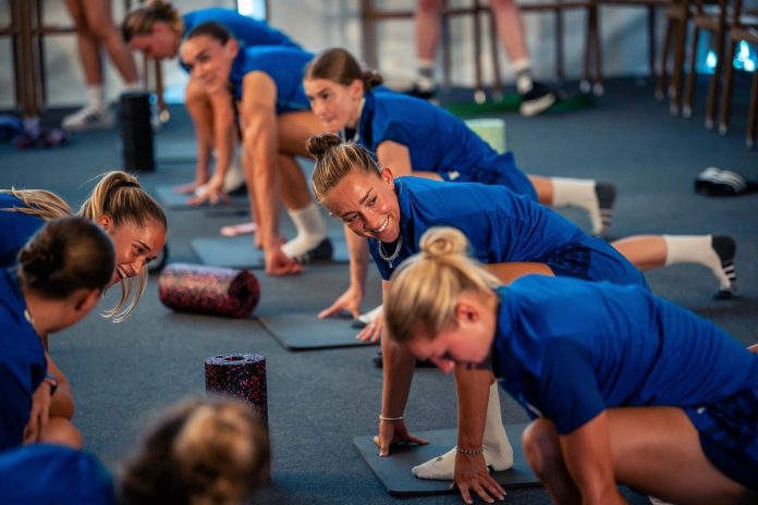 training-pics:-united-women-in-la-manga