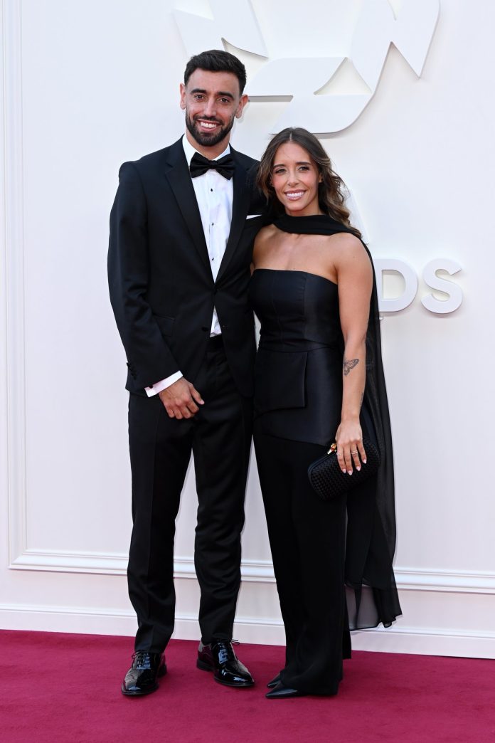 fernandes-named-in-team-of-the-year