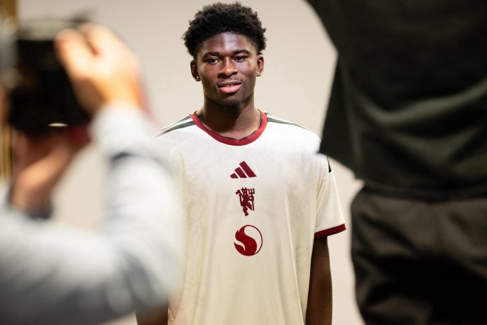 how-to-watch-‘signing-day:-carlos-baleba’