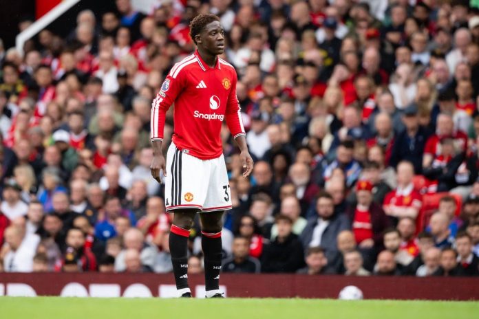 carrick-praises-‘immense’-mainoo