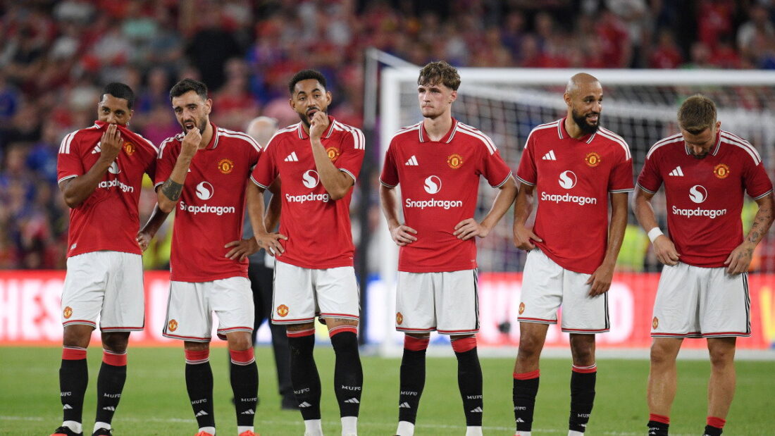manchester-united-hit-back-at-damning-accusation-with-strong-response