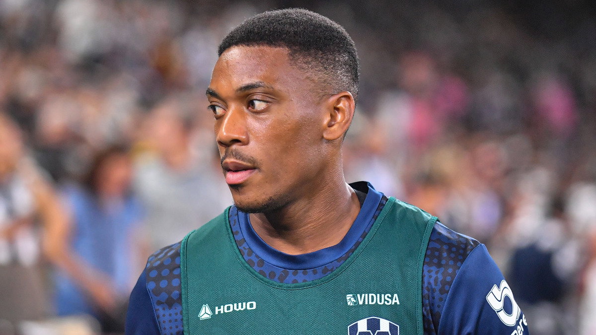 anthony-martial-turns-down-lucrative-move-despite-being-without-a-club