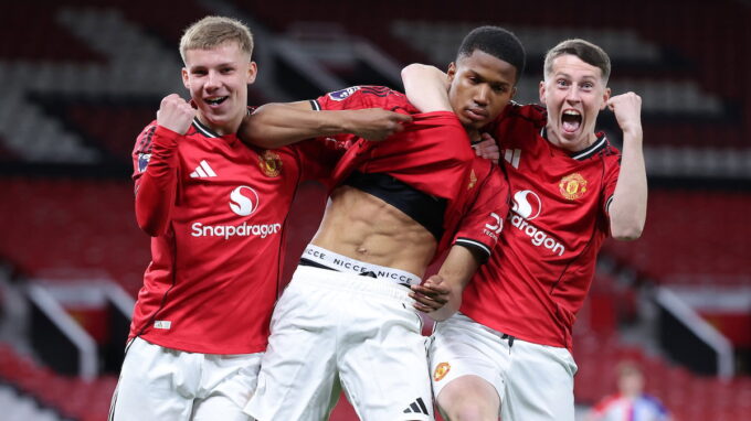 manchester-united-u18s-thrash-wolves-6-0-as-jay-mcevoy-stars-at-carrington