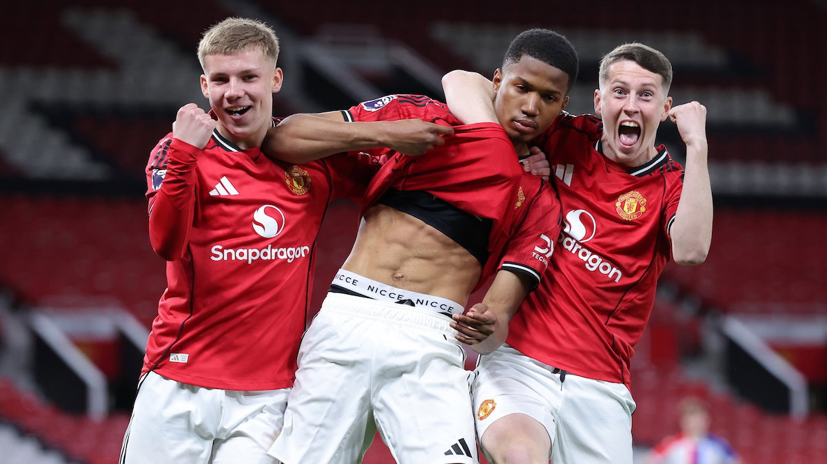 manchester-united-u18s-thrash-wolves-6-0-as-jay-mcevoy-stars-at-carrington