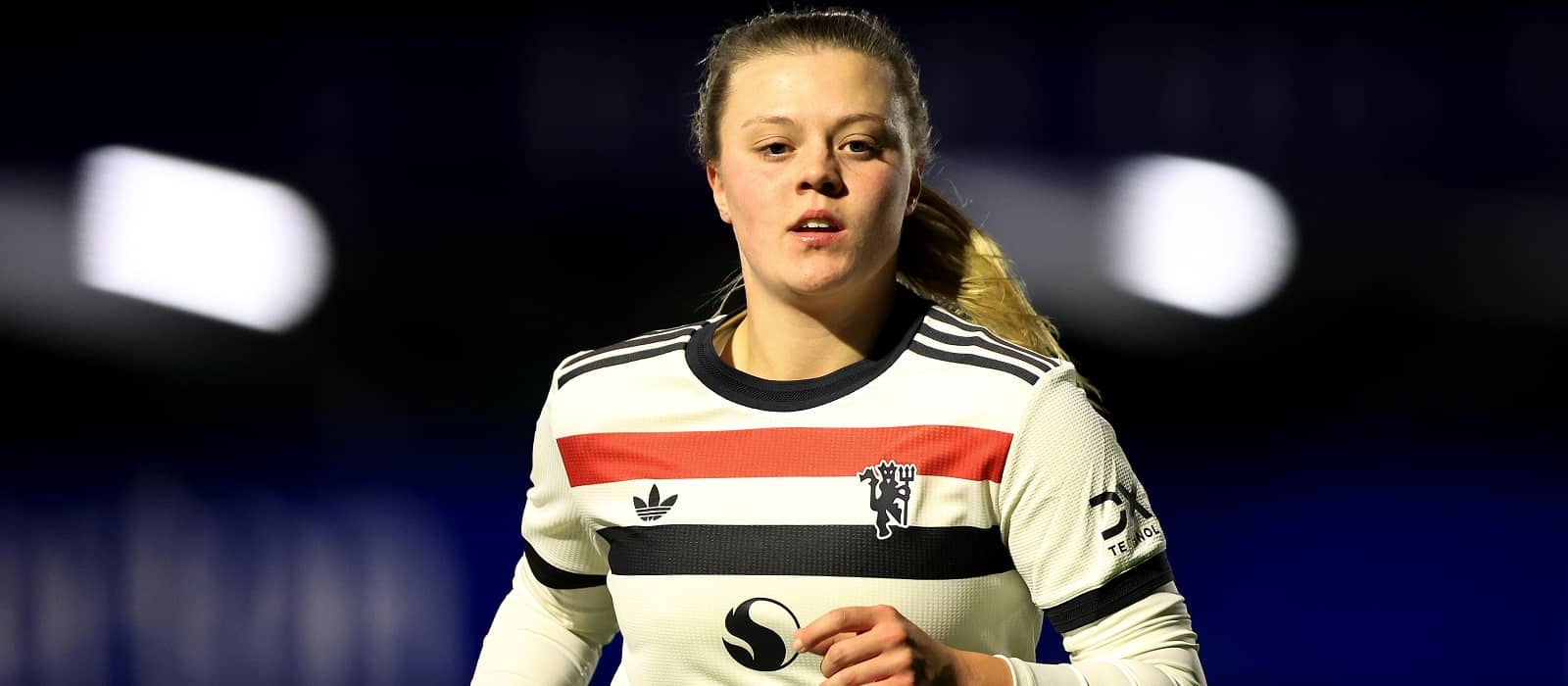 impressive-jess-simpson-and-three-other-man-united-women-starlets-receive-international-recognition