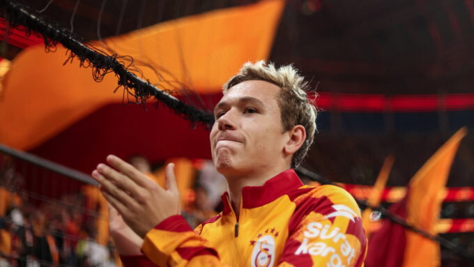 aleksey-batrakov:-man-united-step-up-pursuit-of-galatasaray-ace