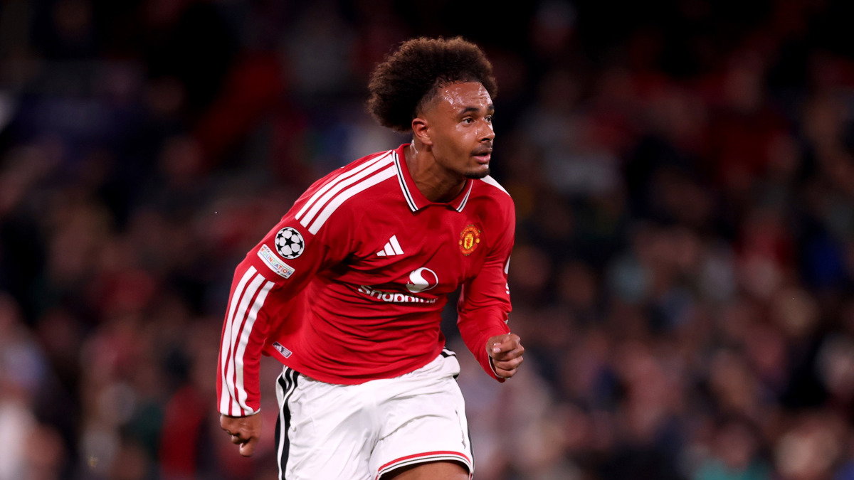 joshua-zirkzee:-napoli-to-use-hojlund-and-mctominay-to-win-race-for-man-united-star