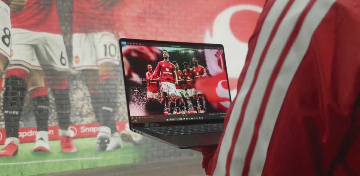 the-story-behind-old-trafford’s-latest-mural