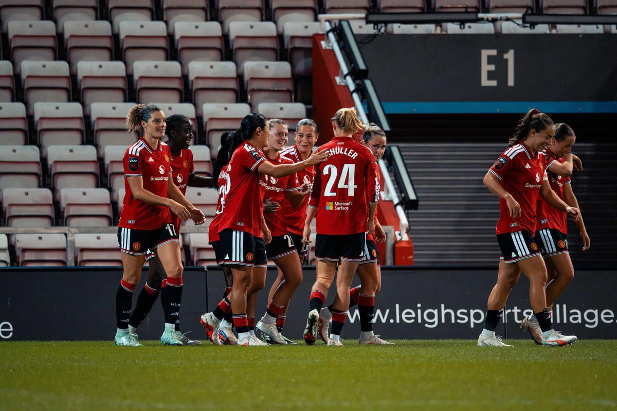 simpson-wins-goal-of-the-month