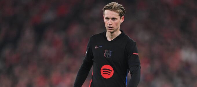 frenkie-de-jong:-united-have-advantage-over-juventus-in-race-for-55m-barcelona-star